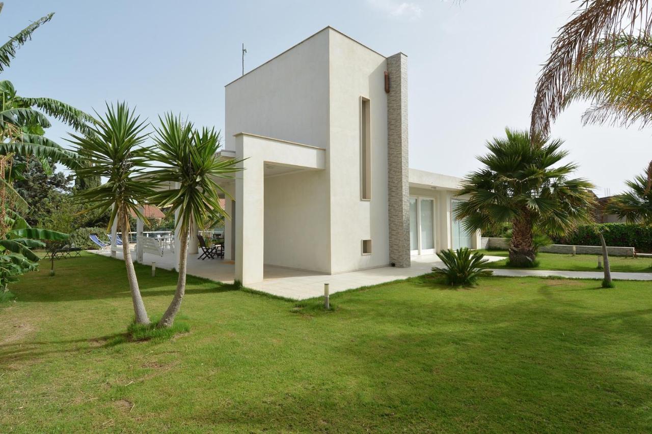 Villa Del Gelsomino Пунта-Секка Екстер'єр фото